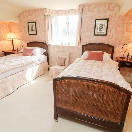 The Garden Lawkland * Austwick